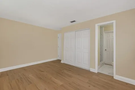 6560 SW 20th Street North Lauderdale FL 33068