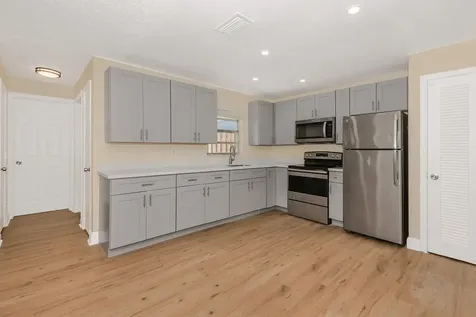 6560 SW 20th Street North Lauderdale FL 33068