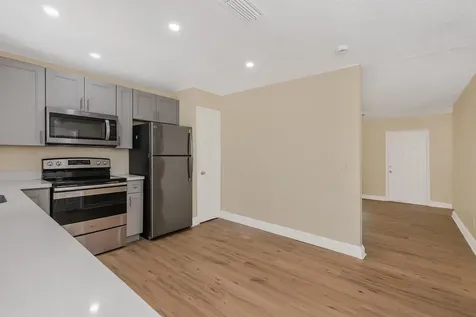 6560 SW 20th Street North Lauderdale FL 33068