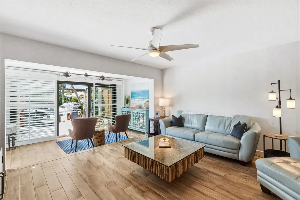 2359 Treasure Isle Drive Palm Beach Gardens FL 33410