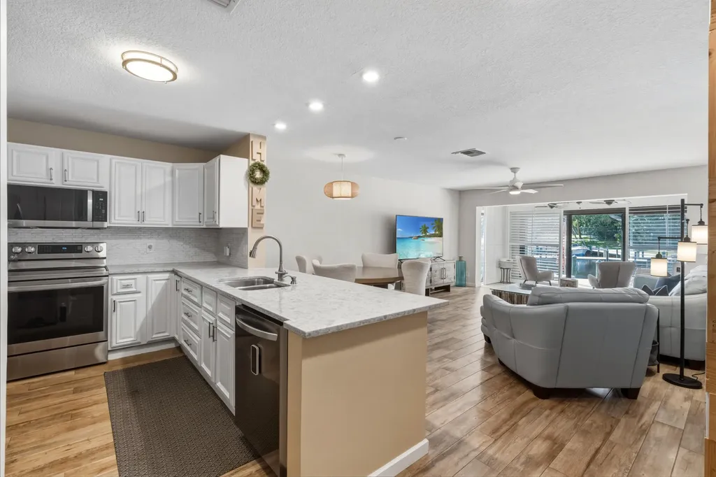 2359 Treasure Isle Drive Palm Beach Gardens FL 33410
