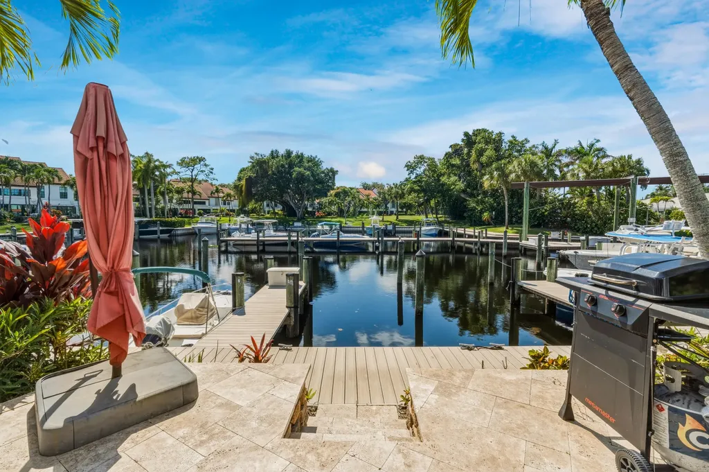 2359 Treasure Isle Drive Palm Beach Gardens FL 33410
