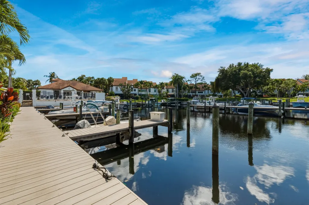 2359 Treasure Isle Drive Palm Beach Gardens FL 33410