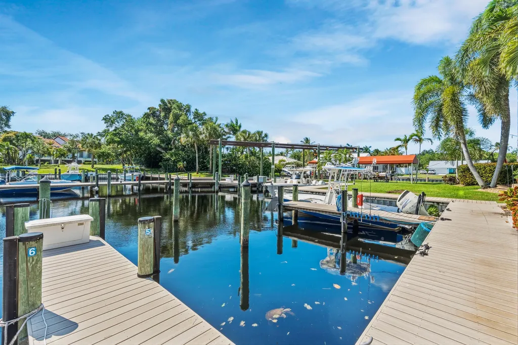 2359 Treasure Isle Drive Palm Beach Gardens FL 33410
