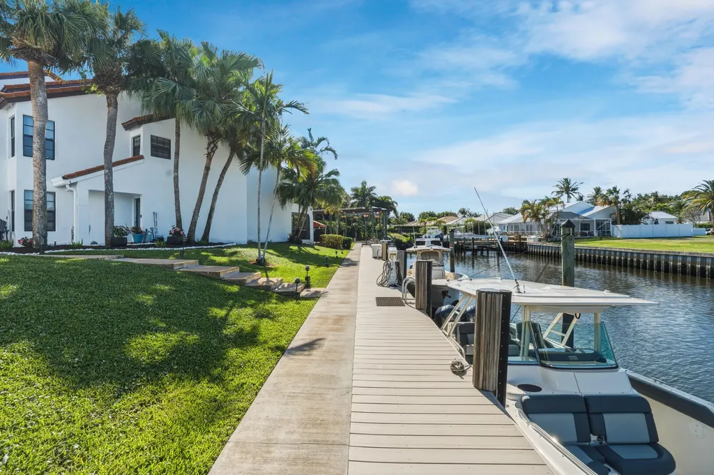 2359 Treasure Isle Drive Palm Beach Gardens FL 33410