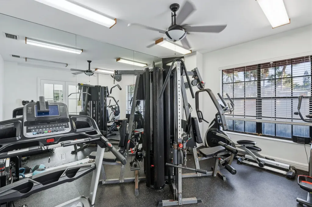 2359 Treasure Isle Drive Palm Beach Gardens FL 33410