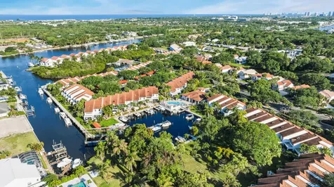 2359 Treasure Isle Drive Palm Beach Gardens FL 33410