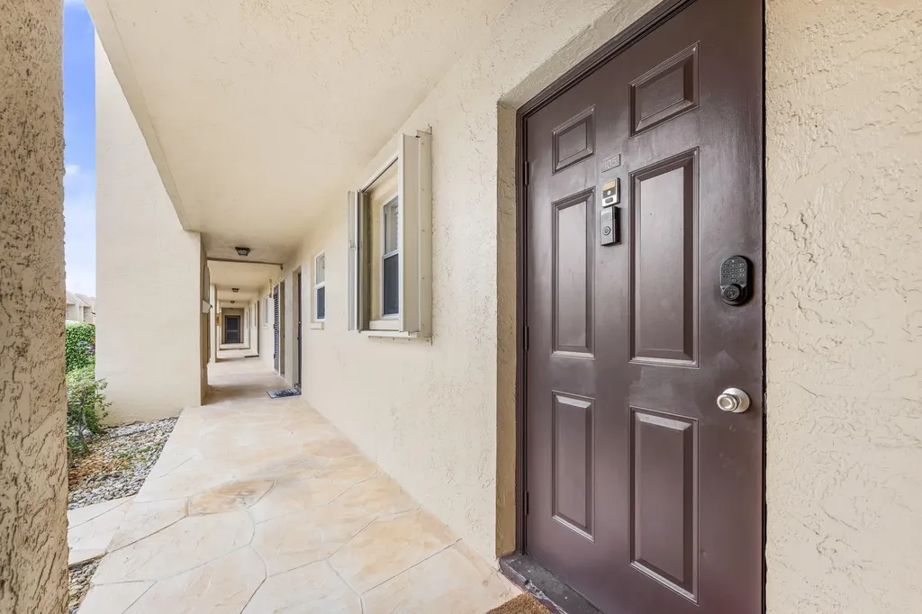 2865 SW 22nd Avenue Delray Beach FL 33445