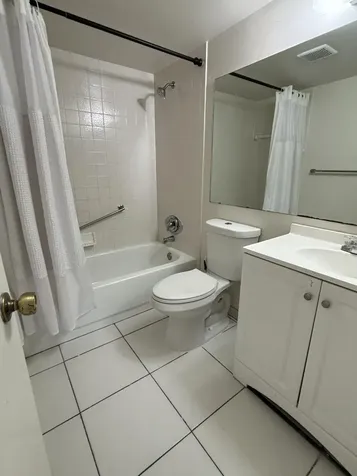 724 Sunny Pine Way Greenacres FL 33415