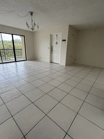 724 Sunny Pine Way Greenacres FL 33415