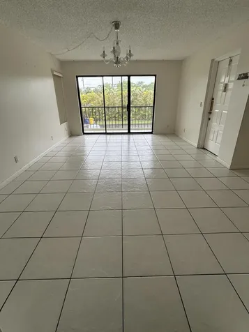 724 Sunny Pine Way Greenacres FL 33415