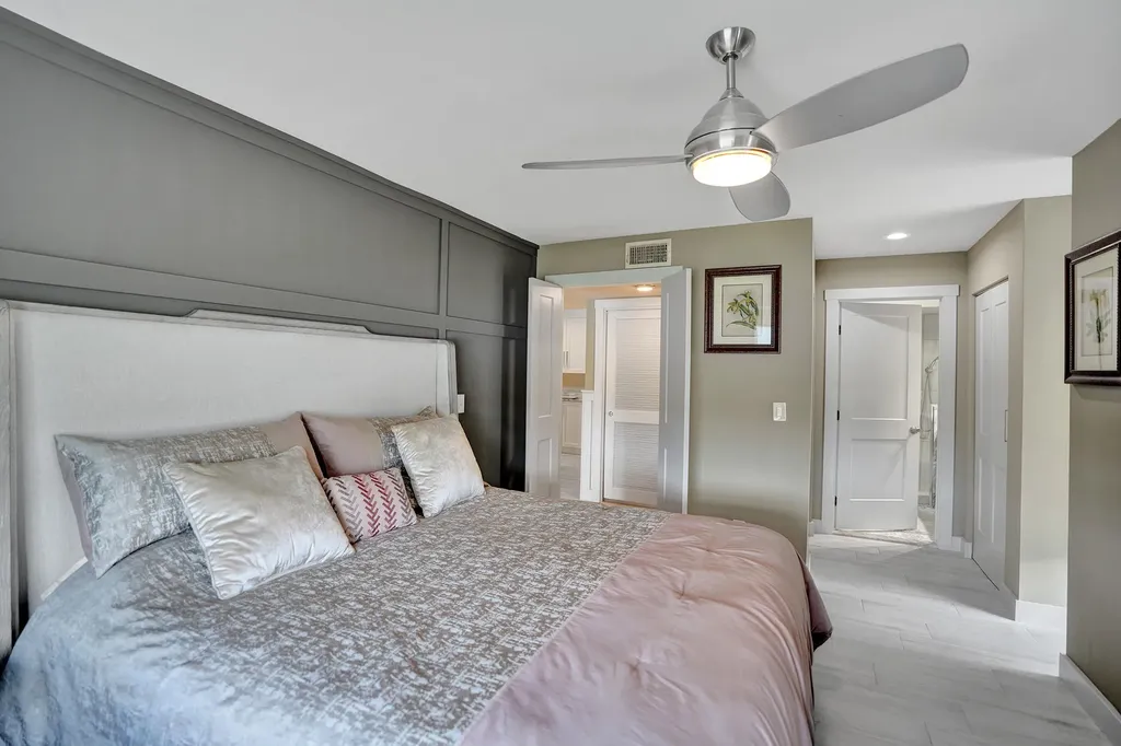 2820 SW 13th Street Delray Beach FL 33445