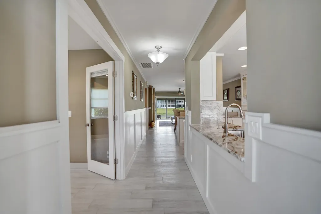 2820 SW 13th Street Delray Beach FL 33445