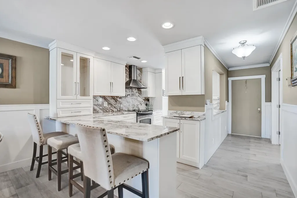 2820 SW 13th Street Delray Beach FL 33445