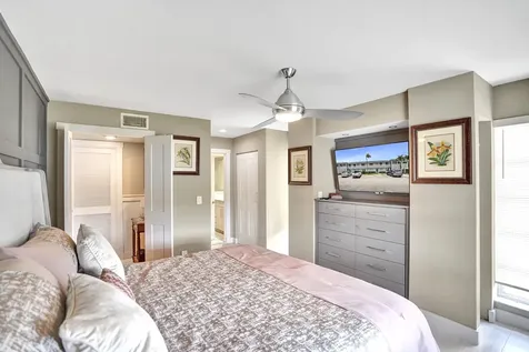 2820 SW 13th Street Delray Beach FL 33445