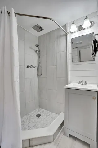 2820 SW 13th Street Delray Beach FL 33445