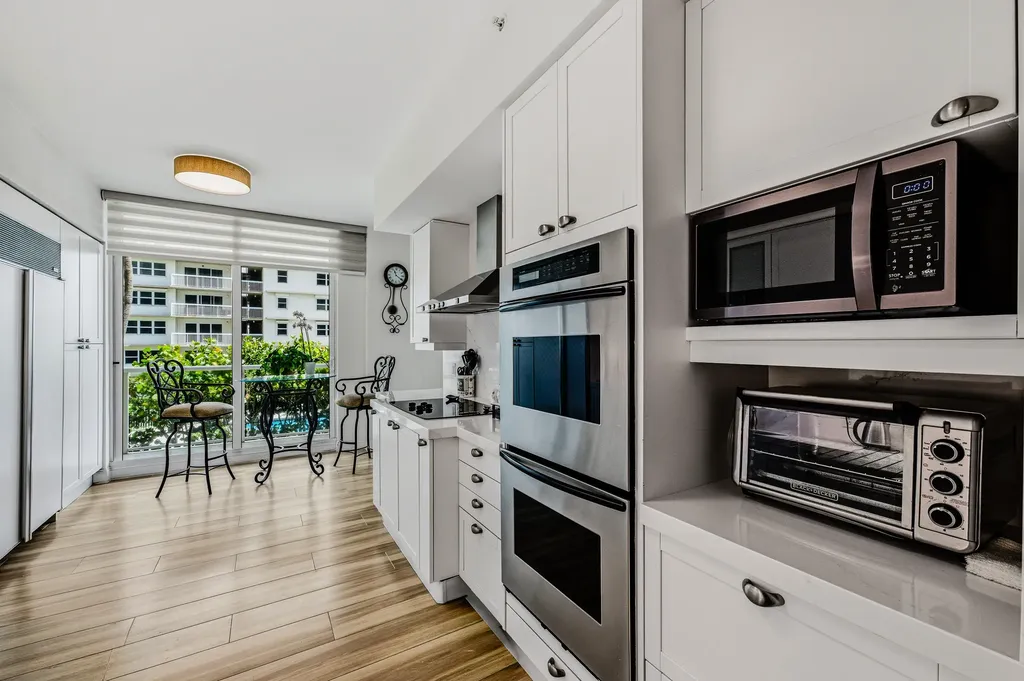 1063 Hillsboro Mile Hillsboro Beach FL 33062