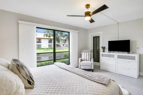 512 Brackenwood Place Palm Beach Gardens FL 33418