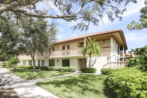 512 Brackenwood Place Palm Beach Gardens FL 33418