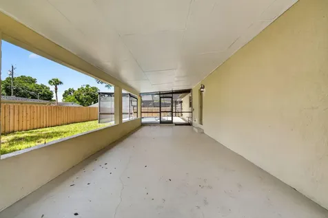 303 Lott Street Fort Pierce FL 34947