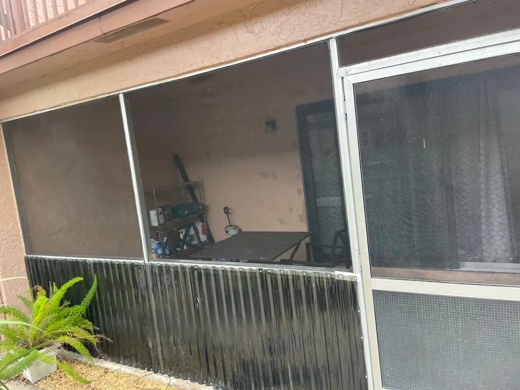 28 Madrid Lane Davie FL 33324