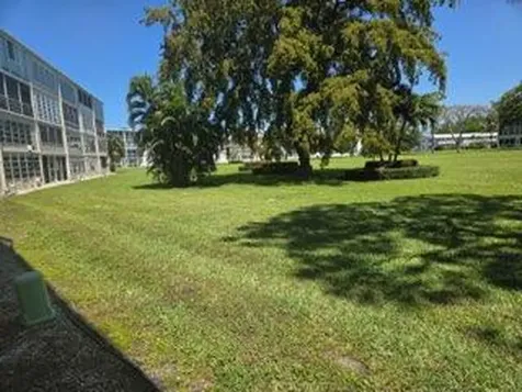 188 Grantham F Deerfield Beach FL 33442