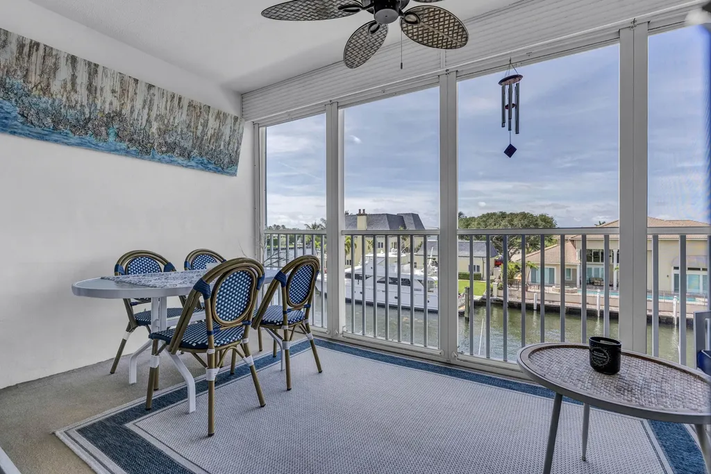 3050 NE 48th Court Lighthouse Point FL 33064