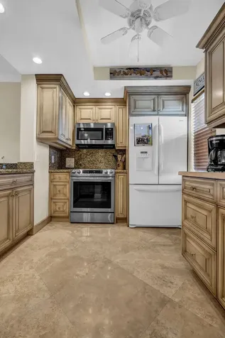 3050 NE 48th Court Lighthouse Point FL 33064