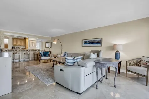 3050 NE 48th Court Lighthouse Point FL 33064