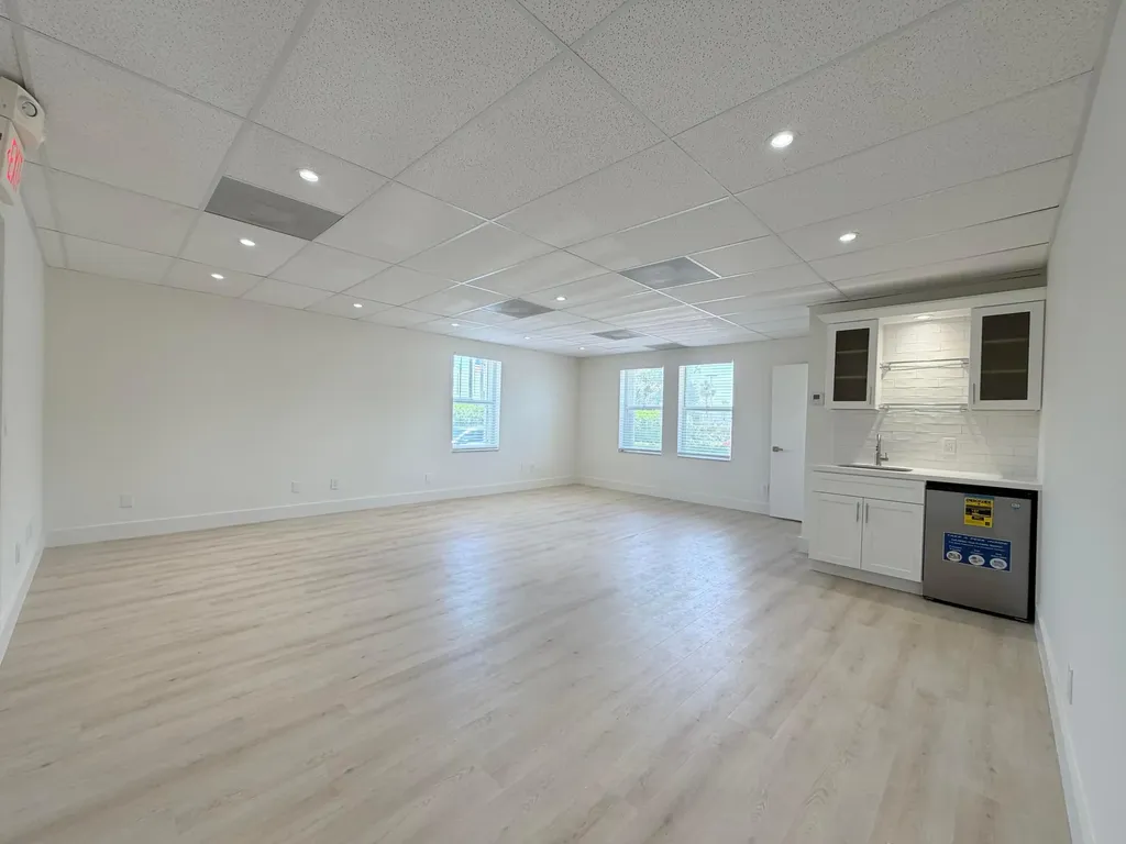 9112 N Fl A1aalt North Palm Beach FL 33403