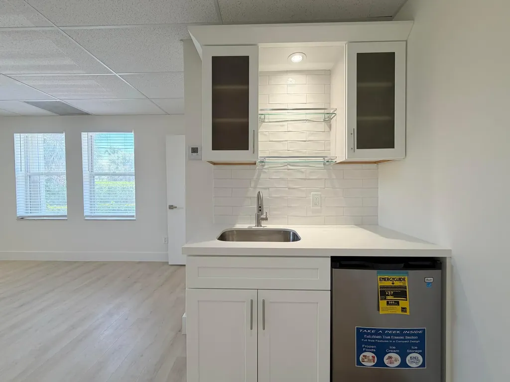 9112 N Fl A1aalt North Palm Beach FL 33403