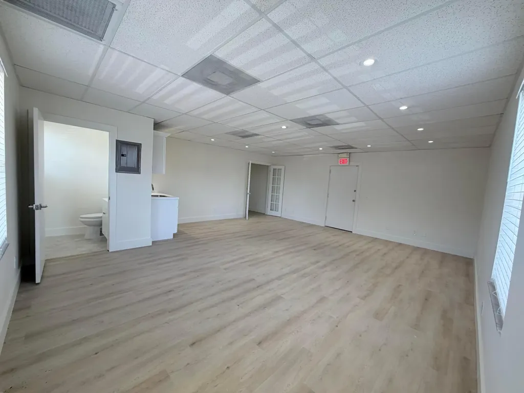 9112 N Fl A1aalt North Palm Beach FL 33403