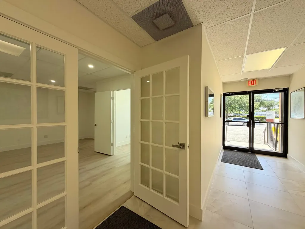 9112 N Fl A1aalt North Palm Beach FL 33403