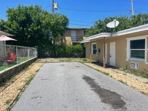 725 21st Street West Palm Beach FL 33407