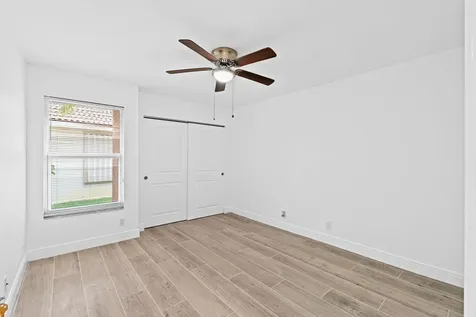 5122 Elpine Way Riviera Beach FL 33418