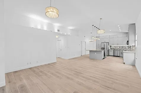 5122 Elpine Way Riviera Beach FL 33418