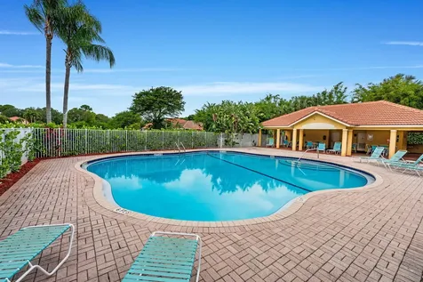 5122 Elpine Way Riviera Beach FL 33418