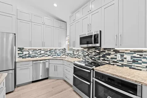 5122 Elpine Way Riviera Beach FL 33418