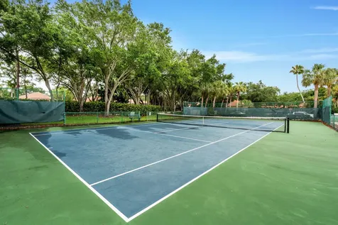 5122 Elpine Way Riviera Beach FL 33418