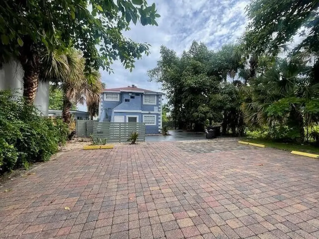 919 2nd Street West Palm Beach FL 33401