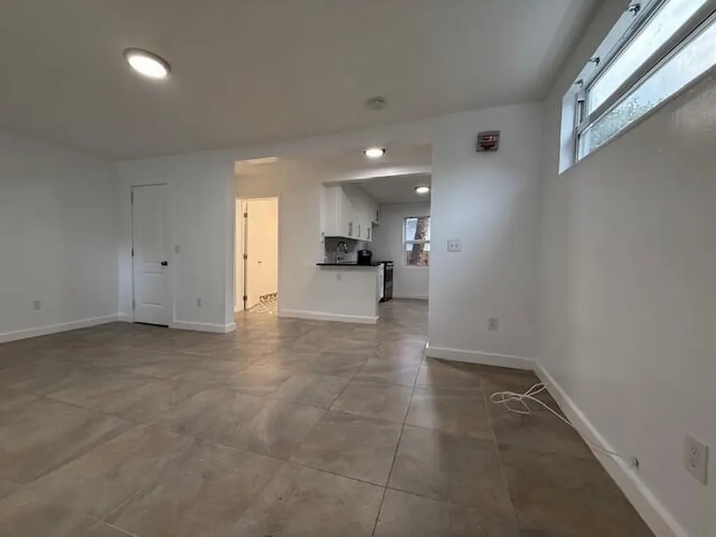 919 2nd Street West Palm Beach FL 33401