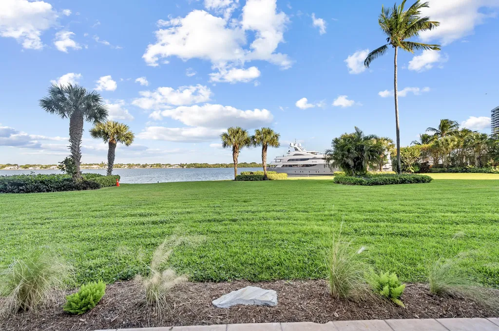 124 Lakeshore Drive North Palm Beach FL 33408