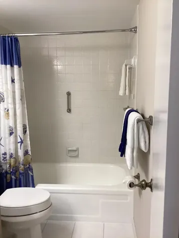 410 Pine Glen Lane Greenacres FL 33463