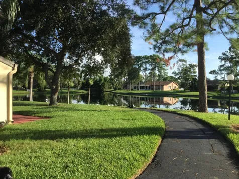 410 Pine Glen Lane Greenacres FL 33463