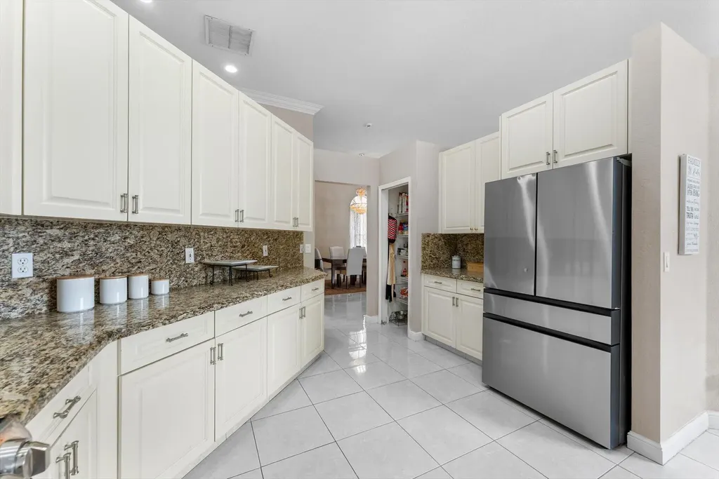 12420 NW 50th Place Coral Springs FL 33076