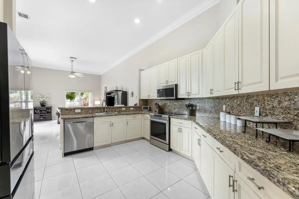 12420 NW 50th Place Coral Springs FL 33076