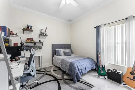 12420 NW 50th Place Coral Springs FL 33076