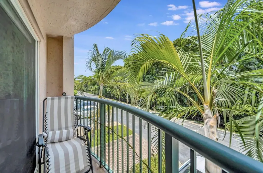 2125 SE 10th Avenue Fort Lauderdale FL 33316