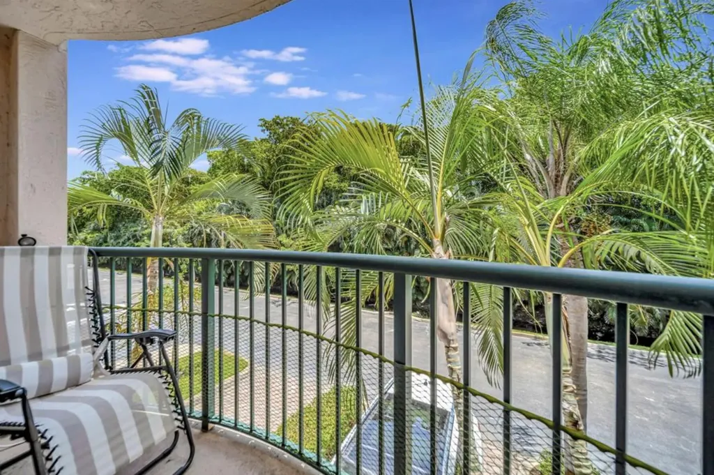 2125 SE 10th Avenue Fort Lauderdale FL 33316