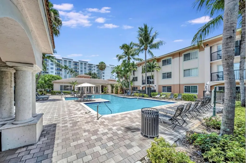 2125 SE 10th Avenue Fort Lauderdale FL 33316